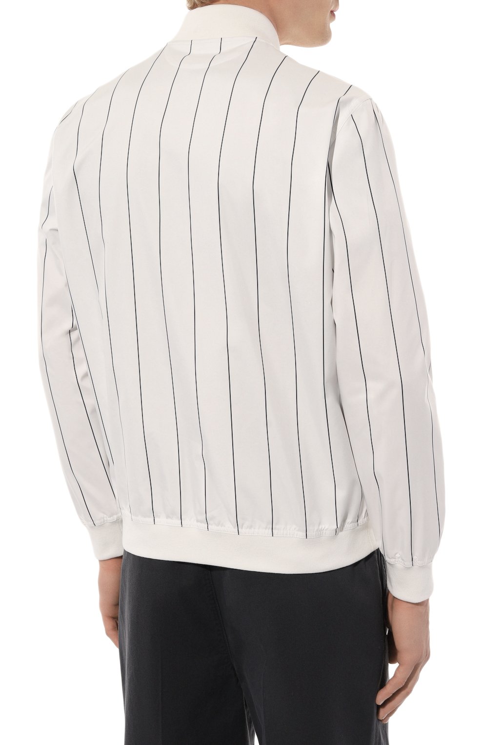 Бомбер BRUNELLO CUCINELLI белого цвета по цене 149000 руб., арт. MB417B2305, фото 4 Бомбер BRUNELLO CUCINELLI, арт. MB417B2305, фото 4