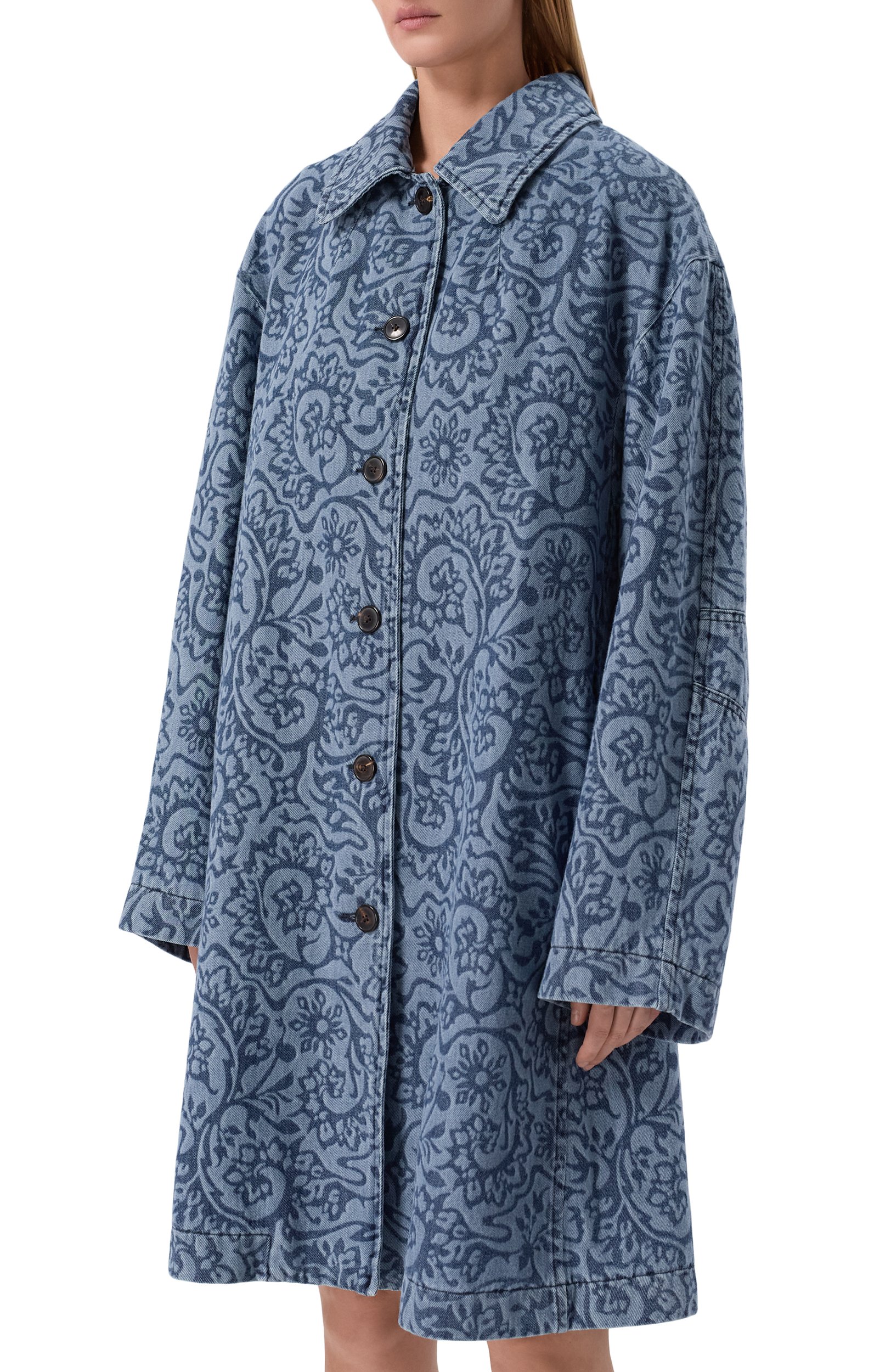 Джинсовое пальто DRIES VAN NOTEN голубого цвета по цене 121000 руб., арт. 262-130204/4407, фото 3 Джинсовое пальто DRIES VAN NOTEN, арт. 262-130204/4407, фото 3