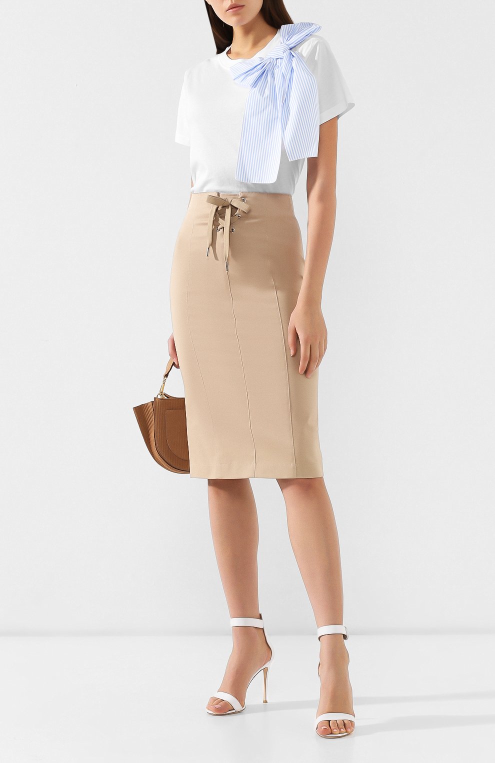 Хлопковая футболка REDVALENTINO белого цвета по цене 17700 руб., арт. RR0MG01V/KUX, фото 2 Хлопковая футболка REDVALENTINO, арт. RR0MG01V/KUX, фото 2