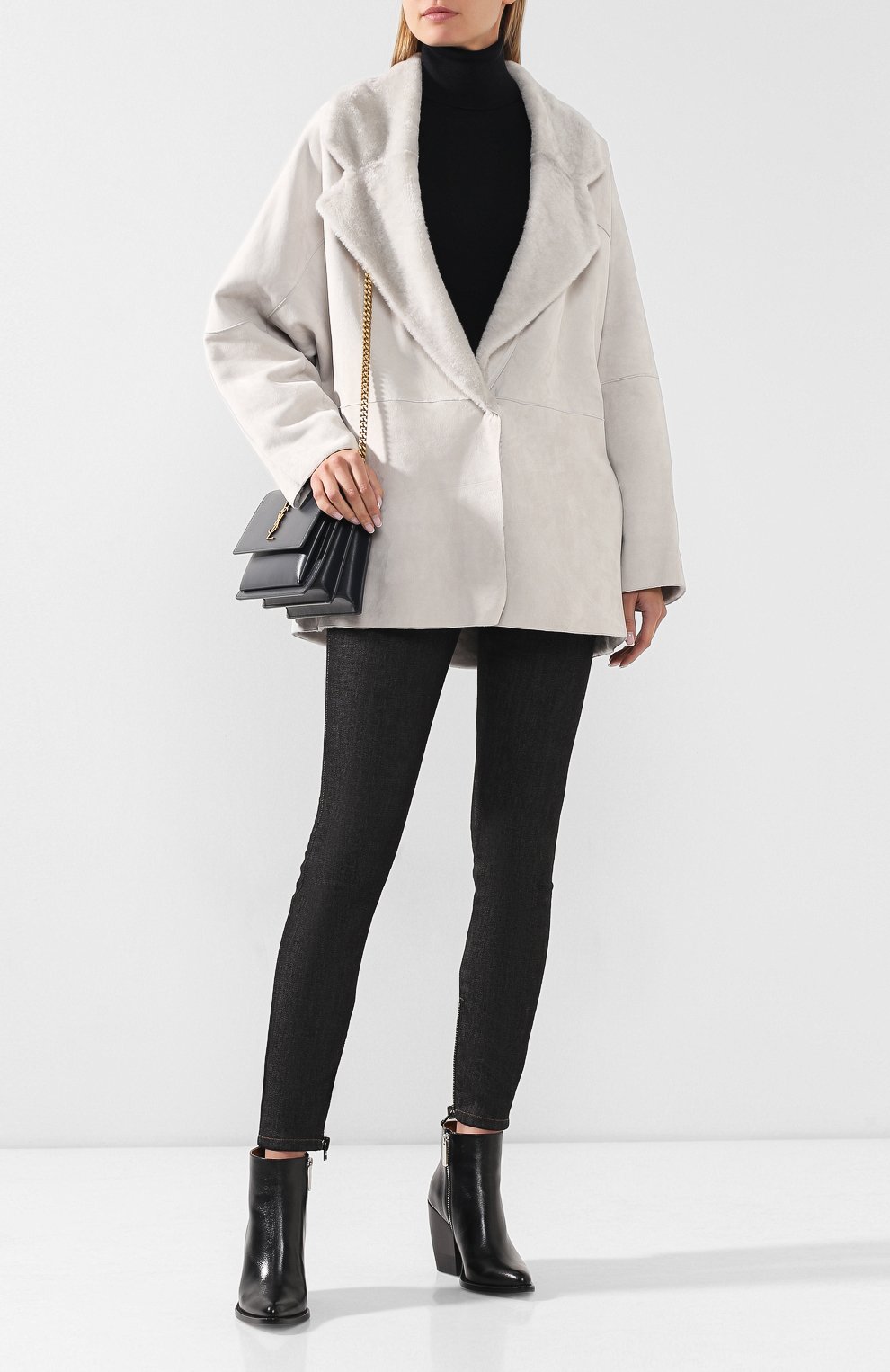 Двусторонняя дубленка KITON серого цвета по цене 624500 руб., арт. D48673X05S05, фото 2 Двусторонняя дубленка KITON, арт. D48673X05S05, фото 2