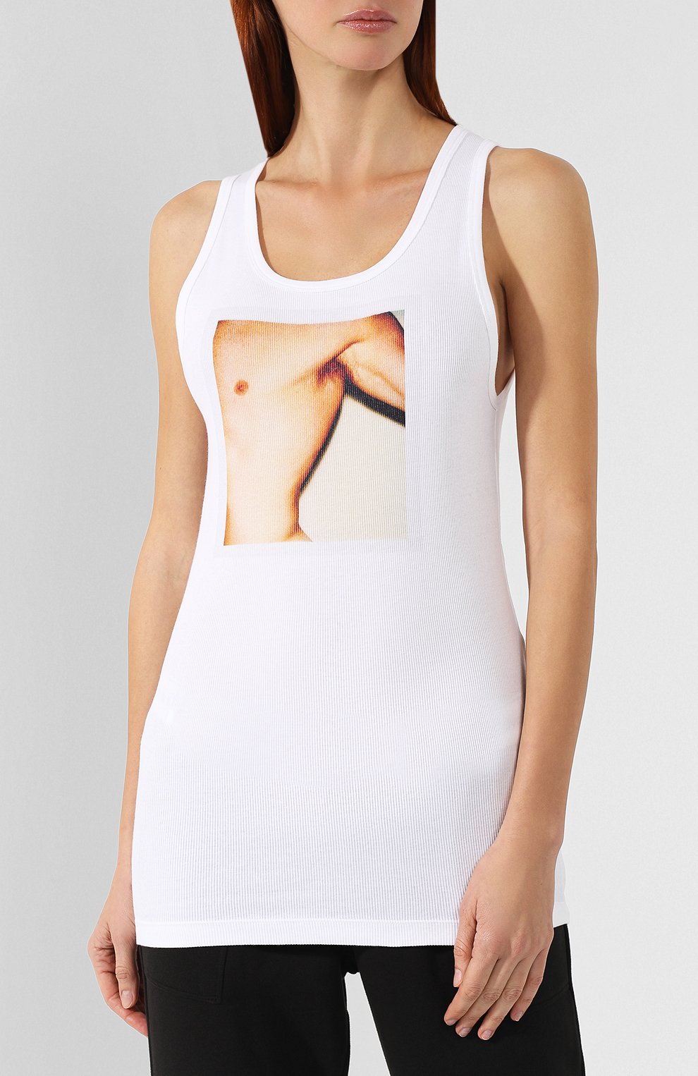 Хлопковая майка с принтом CALVIN KLEIN белого цвета по цене 4245 руб., арт. NM1669E, фото 3 Хлопковая майка с принтом CALVIN KLEIN, арт. NM1669E, фото 3