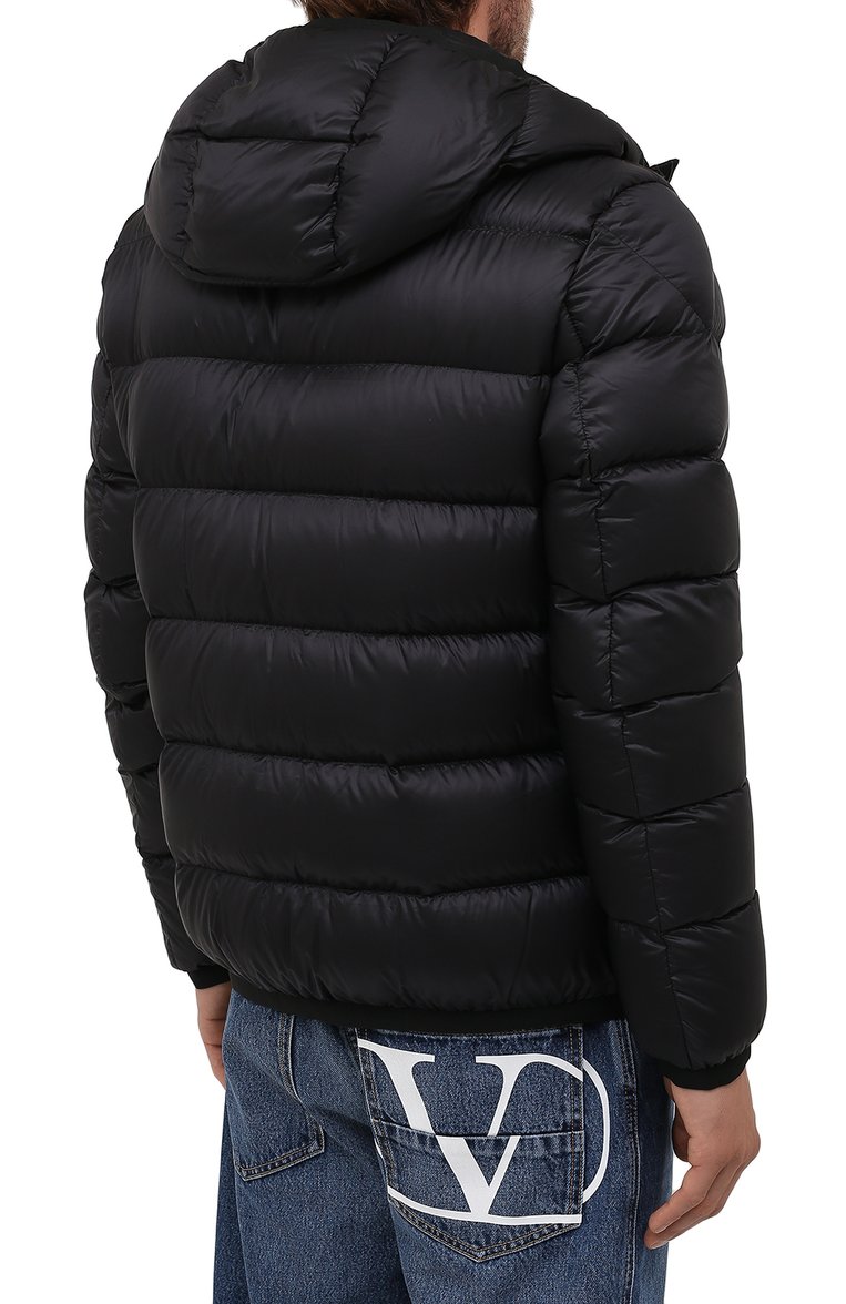 Мужская пуховик myosotis MONCLER черного цвета, арт. G2-091-1A000-97-53334 | Фото 4 (Рукава: Длинные; Материал утеплителя: Пух и перо; Материал внешний: Синтетический материал; Материал подклада: Синтетический материал; Длина (верхняя одежда): Короткие; Кросс-КТ: Куртка; Мужское Кросс-КТ: пуховик-короткий; Стили: Кэжуэл; Региональные ограничения белый список (Axapta Mercury): RU; Материал сплава: Проставлено; Драгоценные камни: Прос�тавлено)