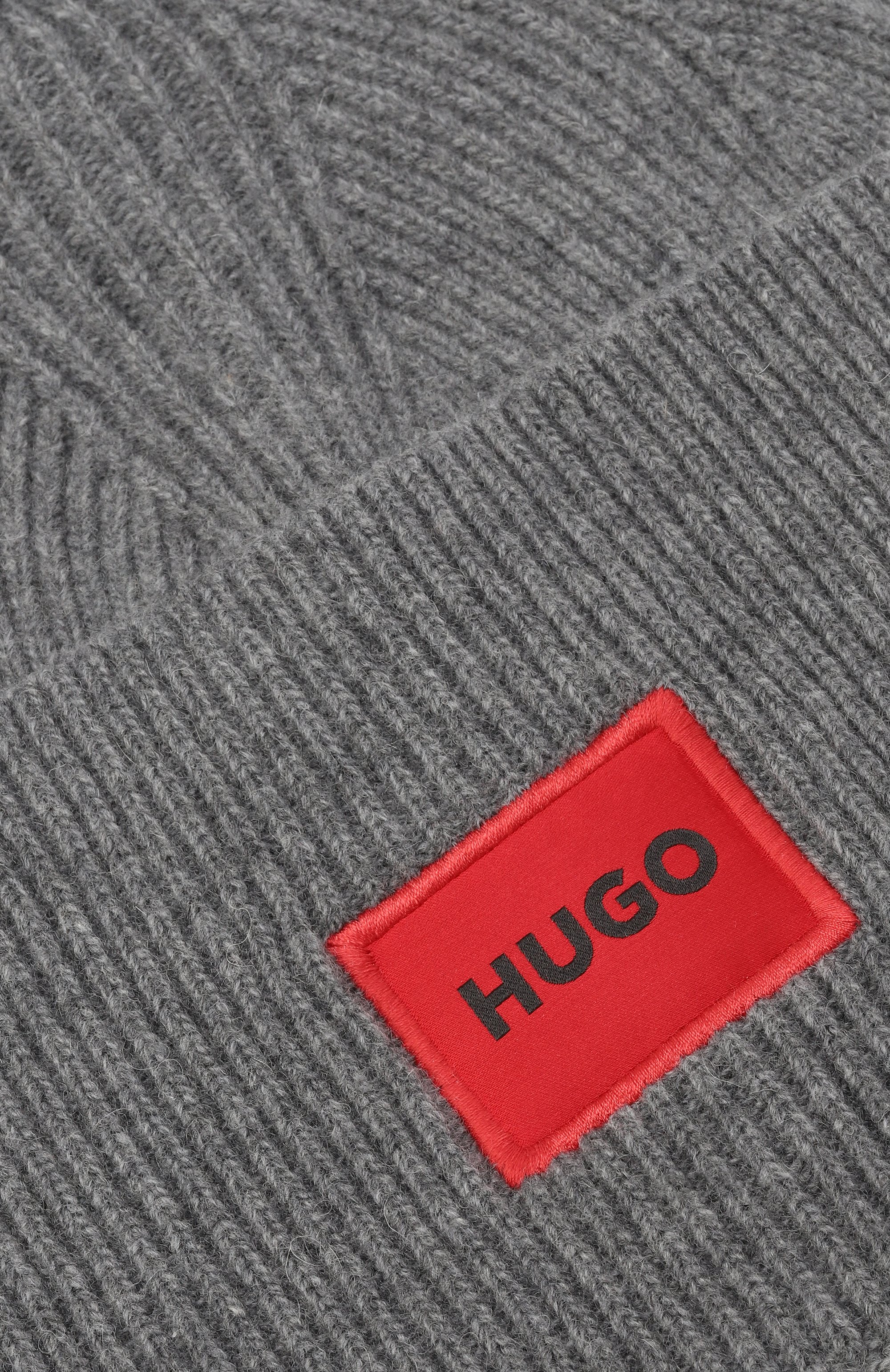 Шерстяная шапка HUGO серого цвета по цене 8295 руб., арт. 50496011, фото 3 Шерстяная шапка HUGO, арт. 50496011, фото 3