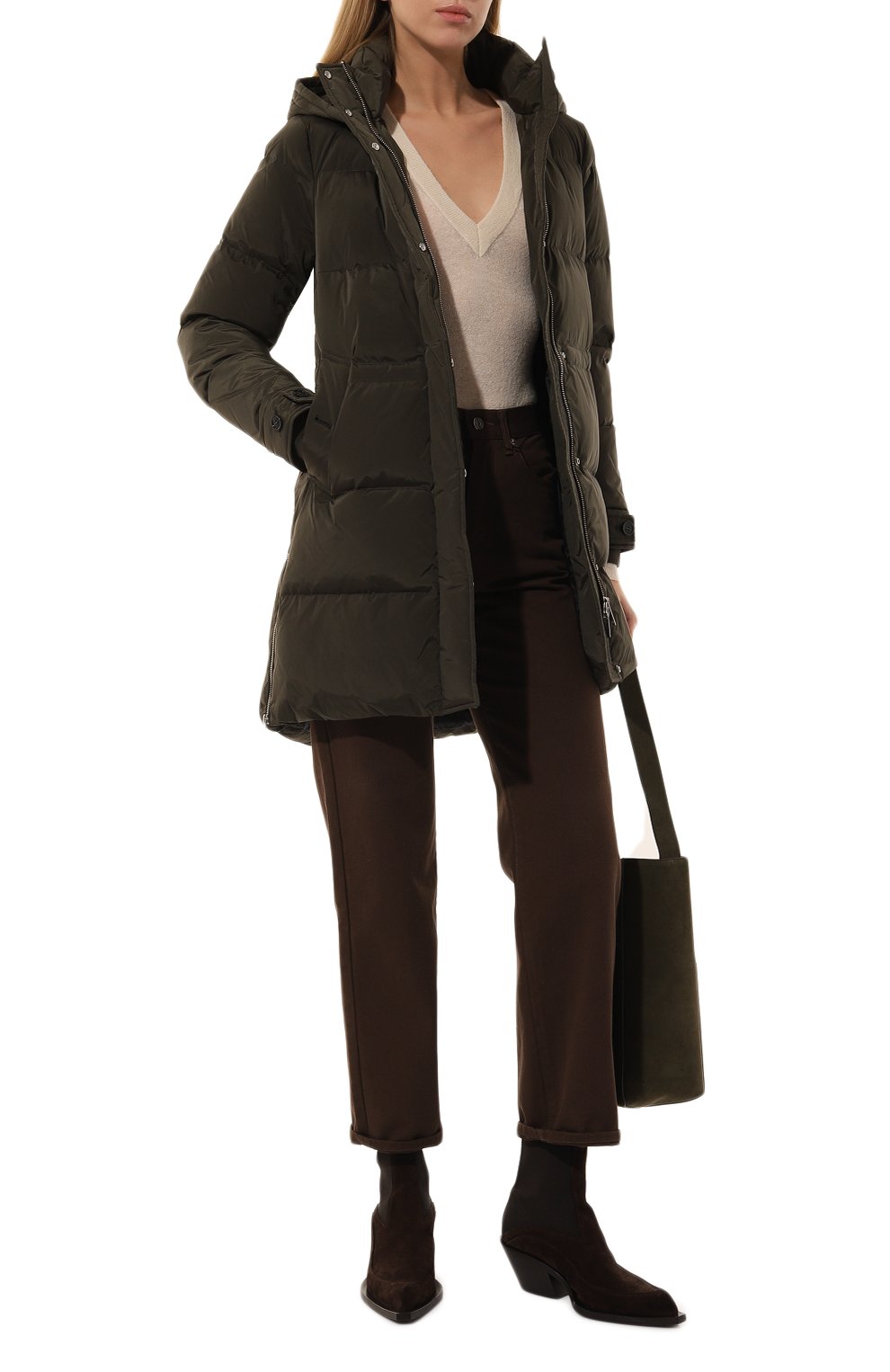 Пуховик WOOLRICH хаки цвета по цене 107500 руб., арт. CFWWOU0697FRUT1148, фото 2 Пуховик WOOLRICH, арт. CFWWOU0697FRUT1148, фото 2