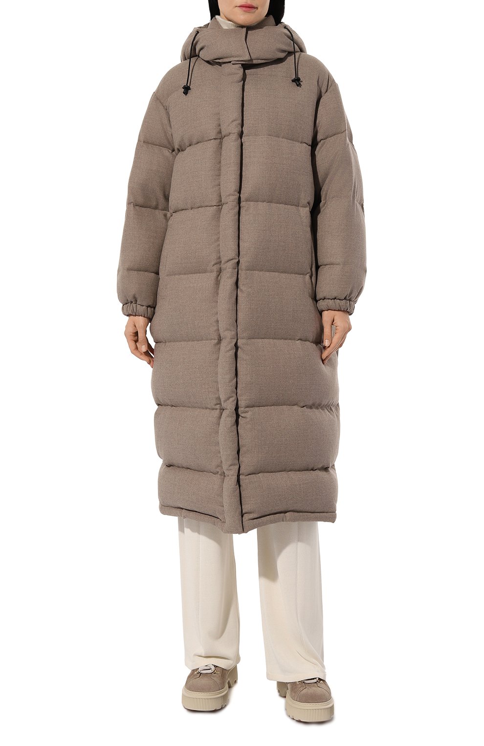 Пуховик SIMONETTA RAVIZZA бежевого цвета по цене 273000 руб., арт. F04C096T77, фото 3 Пуховик SIMONETTA RAVIZZA, арт. F04C096T77, фото 3