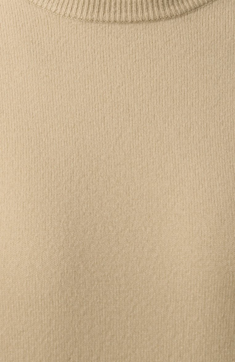 Женский кашемировый свитер EXTREME CASHMERE кремового цвета, арт. 355-182-01-TU-01 | Фото 6 (Материал внешний: Шерсть, Кашемир; Рукава: Длинные; Длина (для топов): Стандартные; Женское Кросс-КТ: Свитер-одежда; Стили: Кэжуэл; Авт�оматизация состава: Проставлено; Автоматизация ТО: Проставлено)