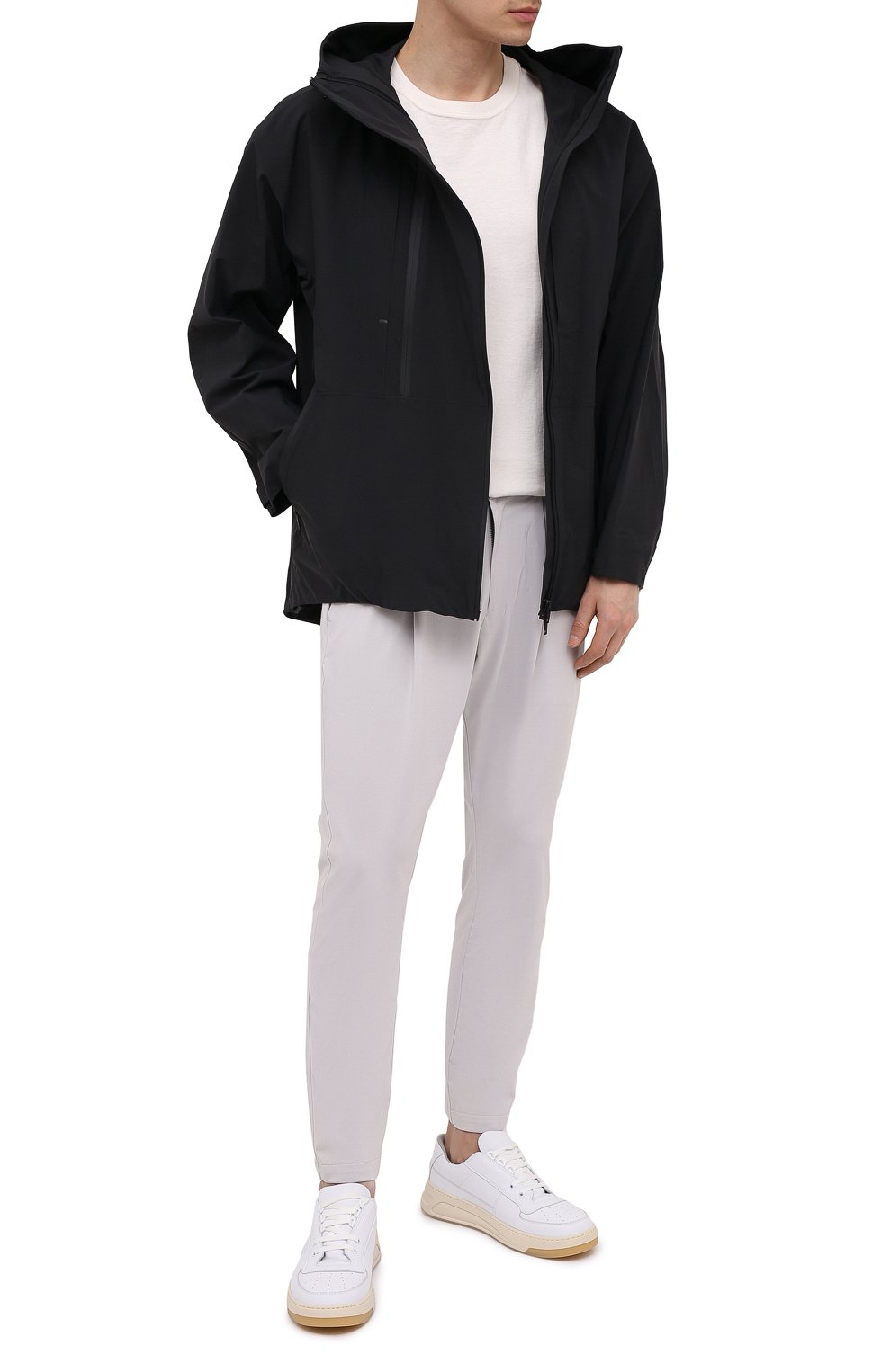 Брюки KAZUYUKI KUMAGAI светло-серого цвета по цене 41050 руб., арт. AP11-225, фото 2 Брюки KAZUYUKI KUMAGAI, арт. AP11-225, фото 2