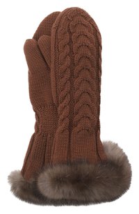 Коричневый