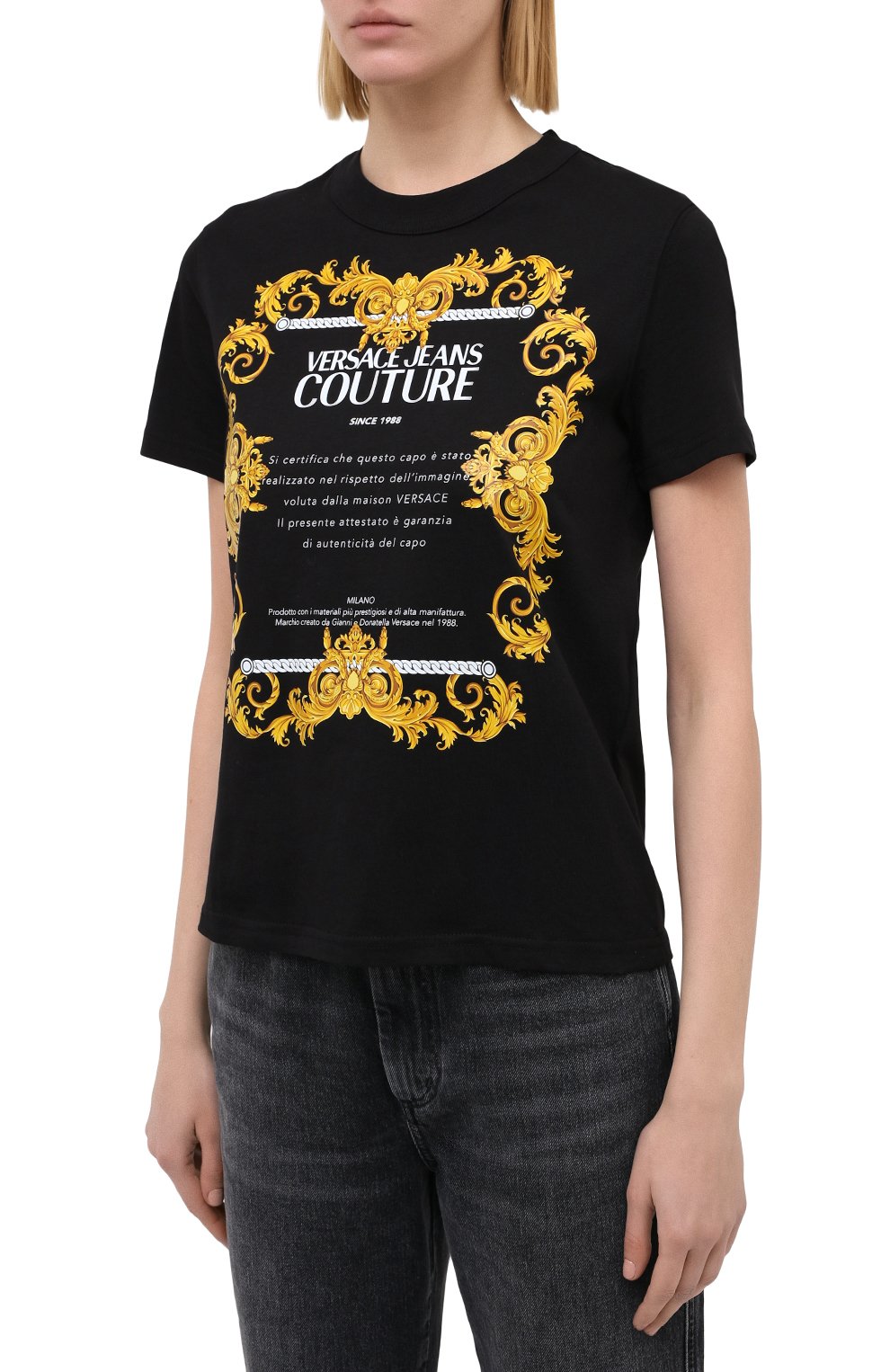 Хлопковая футболка VERSACE JEANS COUTURE черного цвета по цене 11900 руб., арт. B2HZA7TG-ZDP613 REG. 44 TRANSFER/30319, фото 3 Хлопковая футболка VERSACE JEANS COUTURE, арт. B2HZA7TG-ZDP613 REG. 44 TRANSFER/30319, фото 3