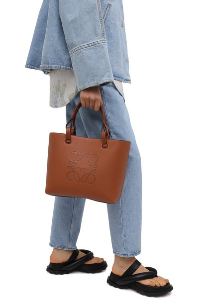 Сумка-тоут anagram small LOEWE, арт. A717S72X02, фото 2