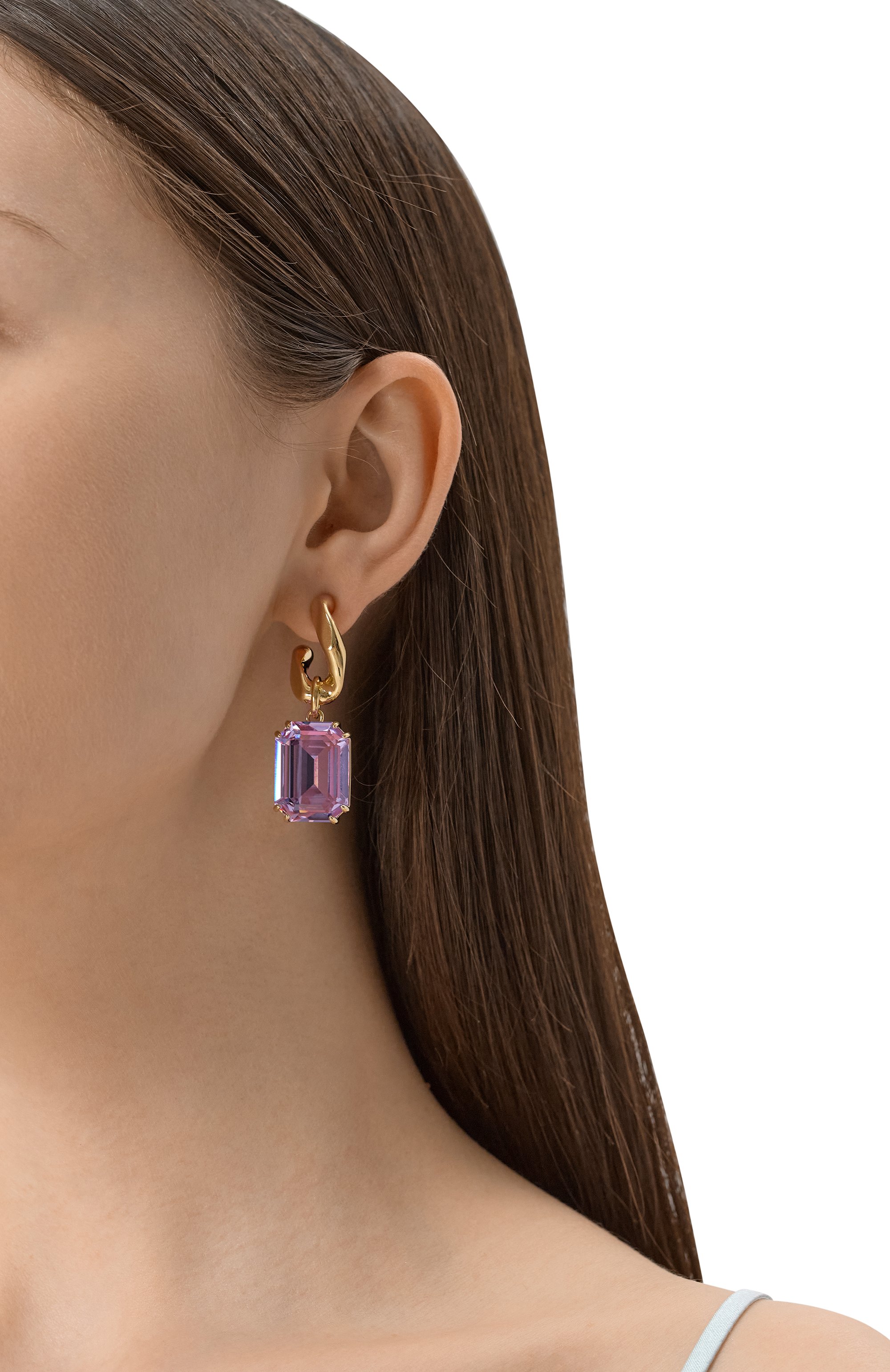 Серьги millenia SWAROVSKI сиреневого цвета по цене 23500 руб., арт. 5694784, фото 2 Серьги millenia SWAROVSKI, арт. 5694784, фото 2