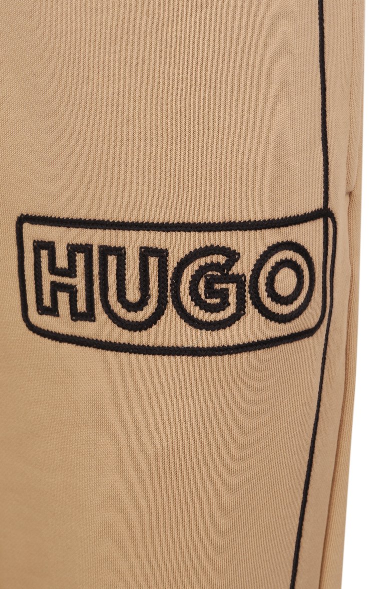 Мужские хлопковые джоггеры HUGO BLUE бежевого цвета, арт. 50530334 | Фото 6 (Длина (брюки, джинсы): Стандартные; Материал внешний: Хлопок; Стили: Кэжуэл, Спорт-шик; Силуэт М (брюки): Джоггеры)