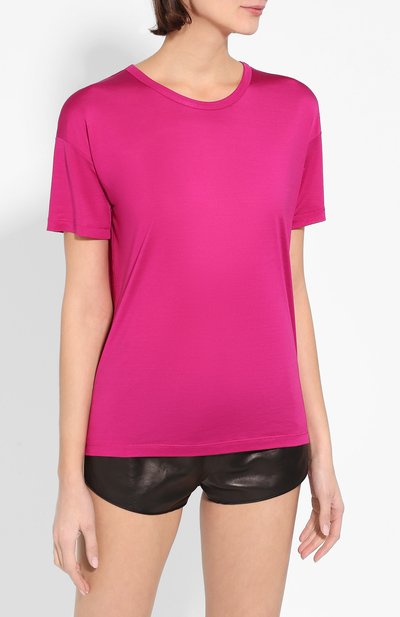 Шелковая футболка TOM FORD фуксия цвета по цене 105500 руб., арт. TSJ383-FAX025, фото 3 Шелковая футболка TOM FORD, арт. TSJ383-FAX025, фото 3