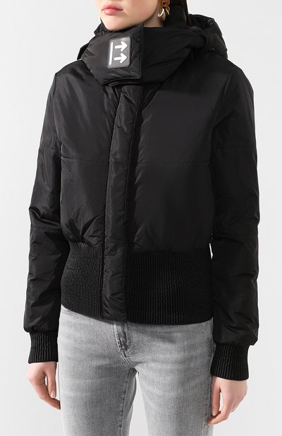 Пуховик OFF-WHITE черного цвета по цене 108500 руб., арт. 0WEA198R20A390861001, фото 3 Пуховик OFF-WHITE, арт. 0WEA198R20A390861001, фото 3