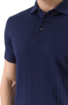 Мужское хлопковое поло CORNELIANI темно-синего цвета, арт. 25G521-2525007 | Фото 5 (Рукава: Короткие; Материал внешний: Хлопок; Длина (для топов): Стандартные; Застежка: Пуговицы; Кросс-КТ: Трикотаж; Принт: Без принта; Стили: Кэжуэл)