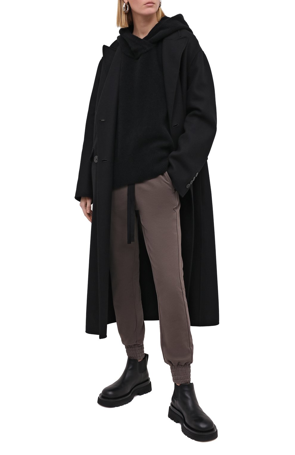 Хлопковые джоггеры ANN DEMEULEMEESTER коричневого цвета по цене 47450 руб., арт. 2002-2416-P-225-060, фото 2 Хлопковые джоггеры ANN DEMEULEMEESTER, арт. 2002-2416-P-225-060, фото 2