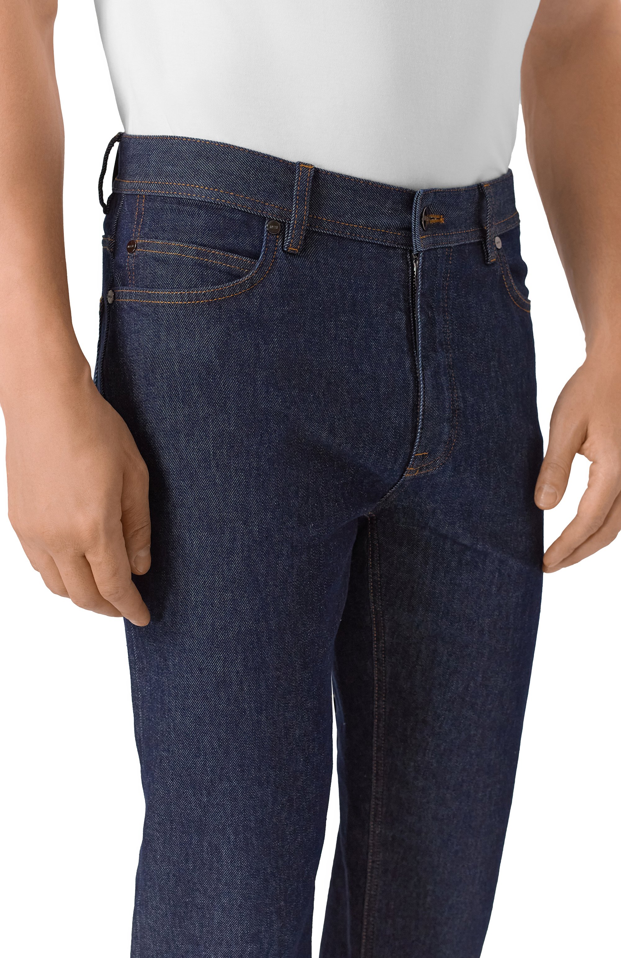 Джинсы MVST темно-синего цвета по цене 86000 руб., арт. M25.2MM.T402/CABRA IRISHBLUE, фото 5 Джинсы MVST, арт. M25.2MM.T402/CABRA IRISHBLUE, фото 5