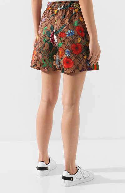 Шорты GUCCI коричневого цвета по цене 57000 руб., арт. 605473/XJB9I, фото 4 Шорты GUCCI, арт. 605473/XJB9I, фото 4