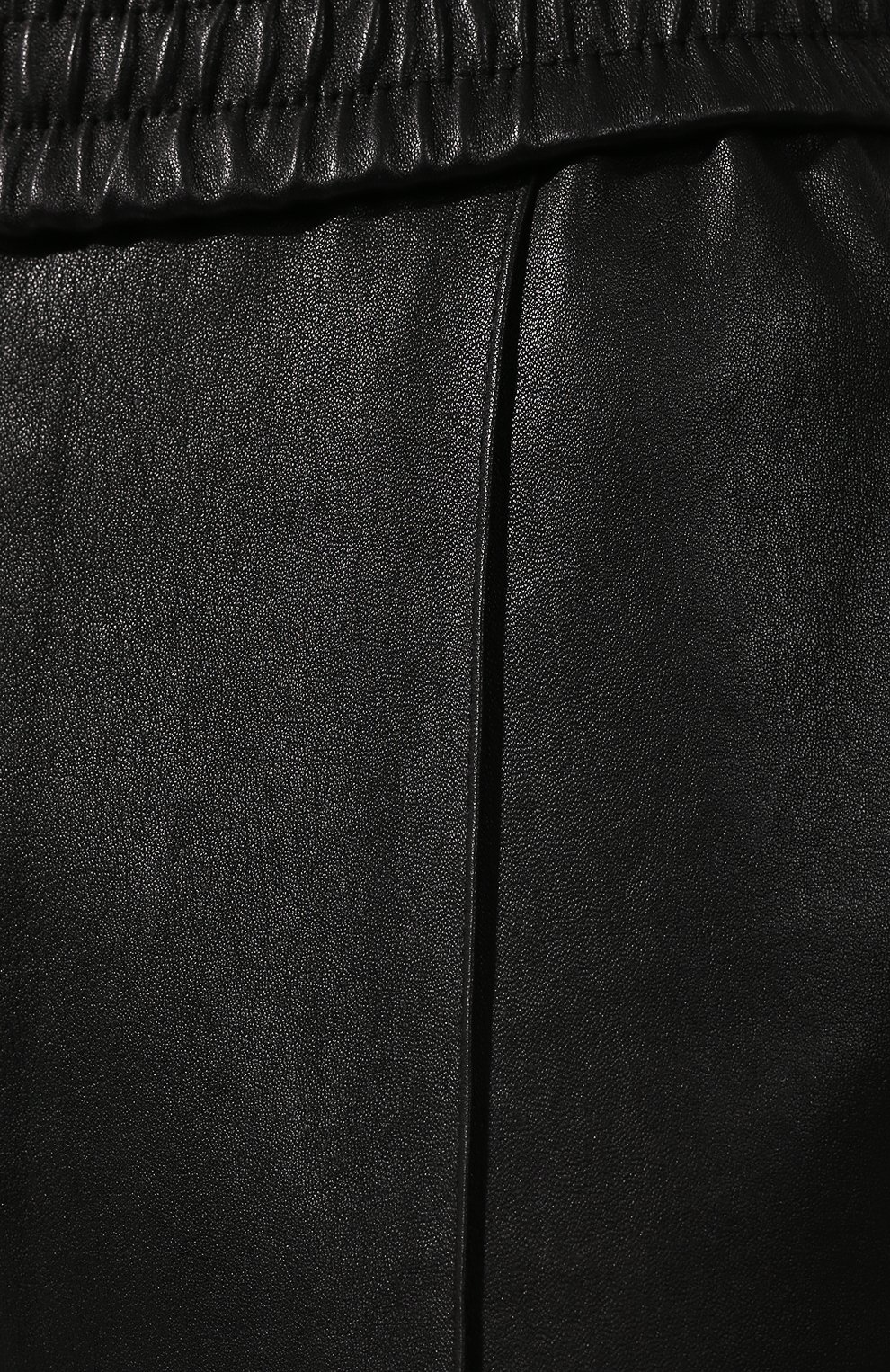 Кожаные брюки SPRWMN черного цвета по цене 99500 руб., арт. J0G-011-L/SLIM J0GGER SATEEN TUX, фото 5 Кожаные брюки SPRWMN, арт. J0G-011-L/SLIM J0GGER SATEEN TUX, фото 5