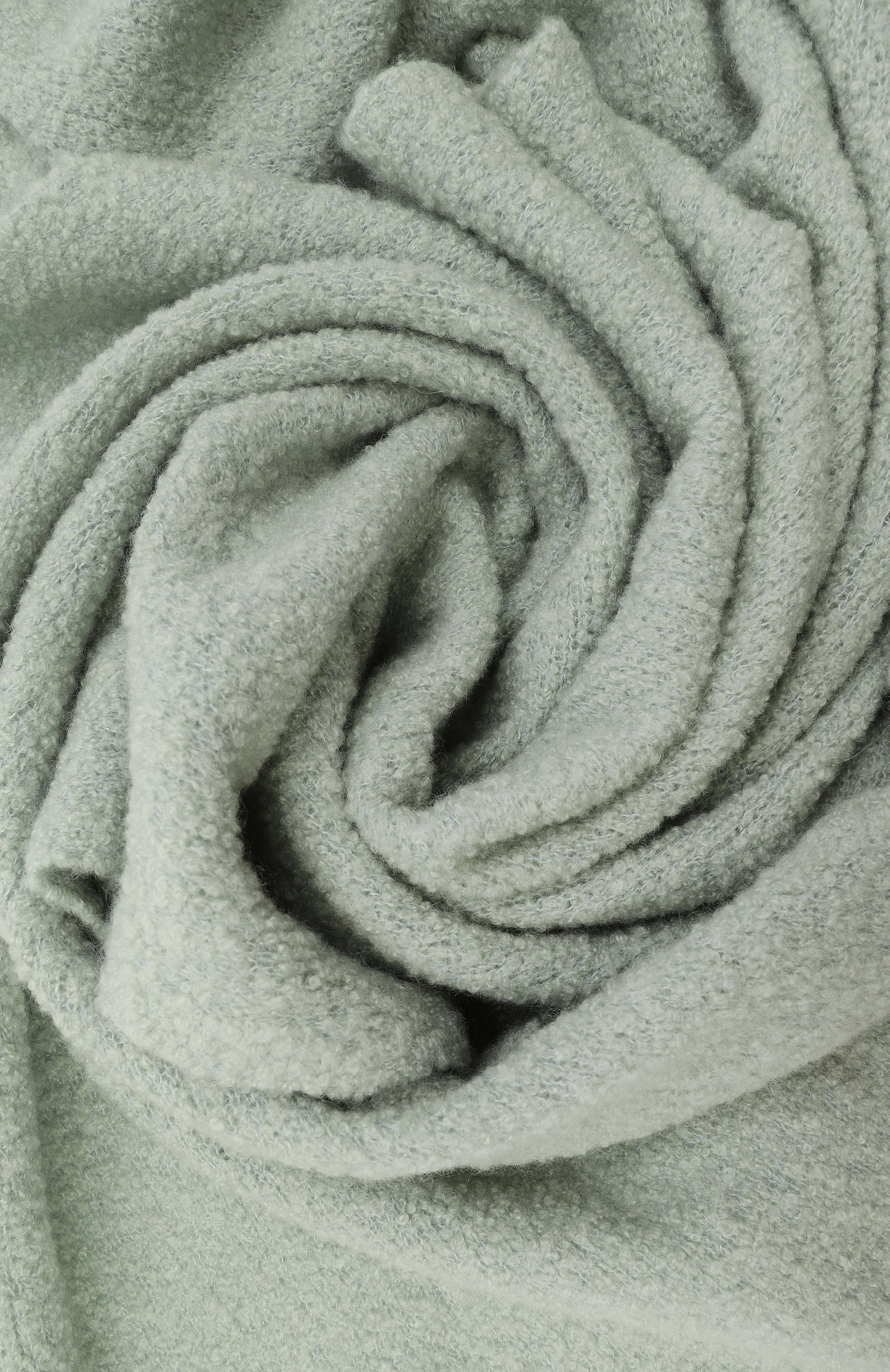 Кашемировый шарф MVST светло-зеленого цвета по цене 115500 руб., арт. M25.1MW.K109, фото 3 Кашемировый шарф MVST, арт. M25.1MW.K109, фото 3