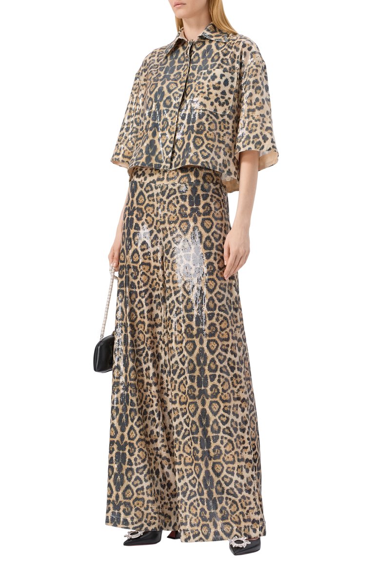 Женская блузка с отделкой пайетками IN THE MOOD FOR LOVE леопардового цвета, арт. RS2501500012 | Фото 2 (Рукава: 3/4; Материал сплава: Проставлено; Драгоценные камни: Проставлено; Длина (для топов): Стандартные; Кросс-КТ: костюм; Принт: С принтом; Женское Кросс-КТ: Блуза-одежда; Стили: Гламурный; Материал внешний: Синтетический материал)