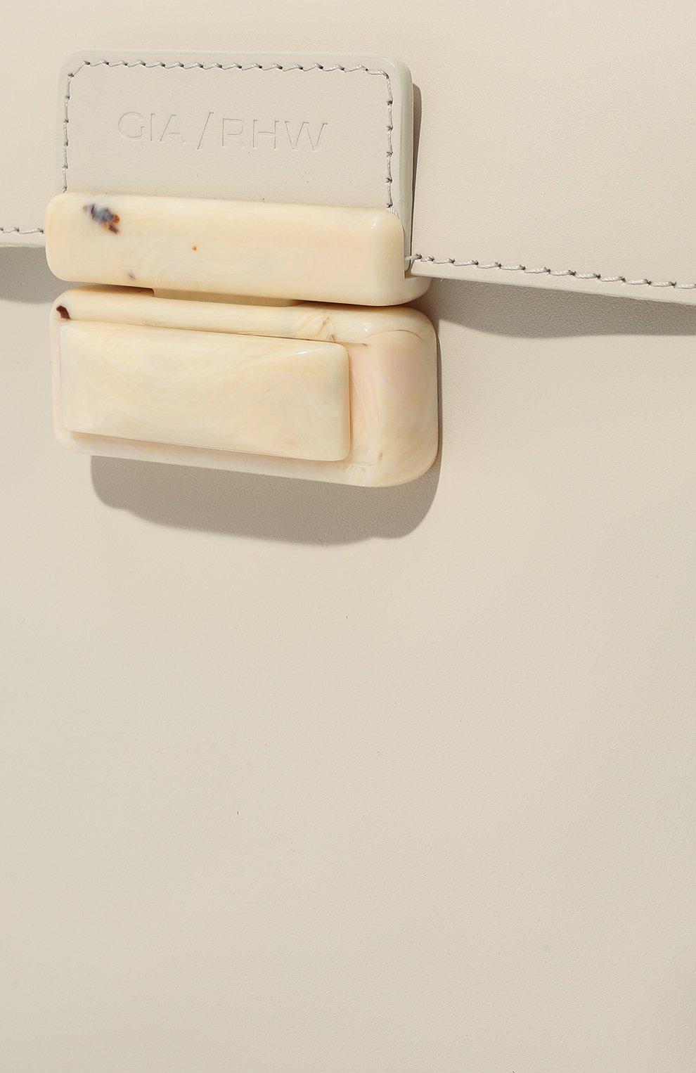 Сумка doctor GIABORGHINI молочного цвета по цене 89300 руб., арт. D0CT0R-BAG, фото 3 Сумка doctor GIABORGHINI, арт. D0CT0R-BAG, фото 3