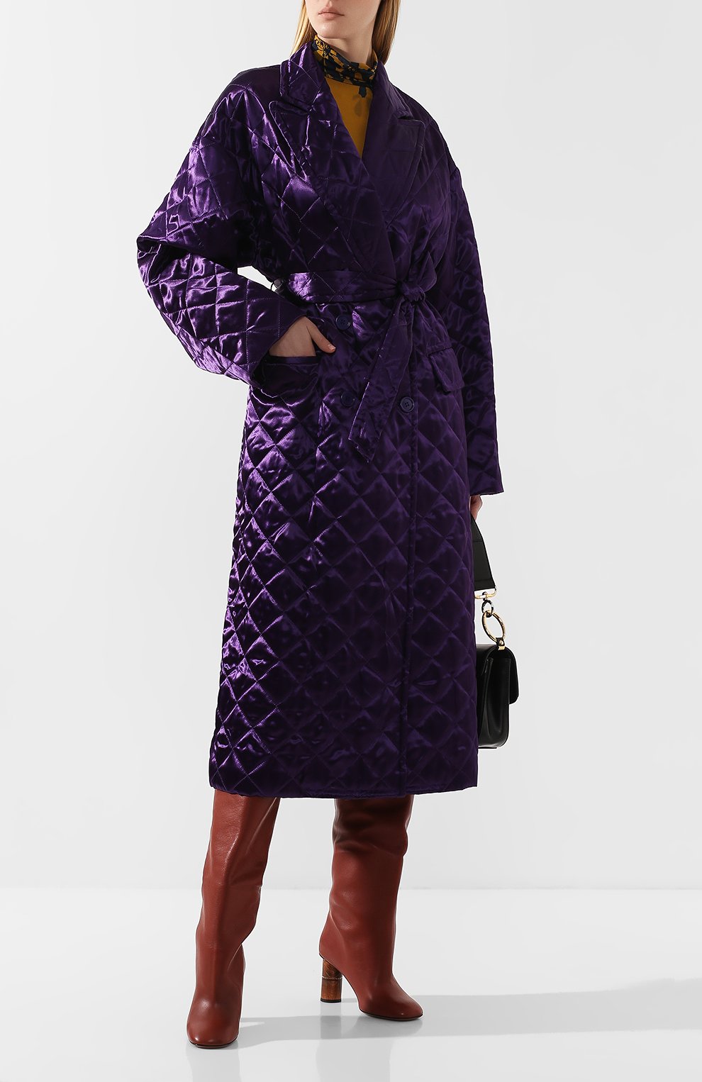 Стеганое пальто DRIES VAN NOTEN фиолетового цвета по цене 143500 руб., арт. 192-10254-8536, фото 2 Стеганое пальто DRIES VAN NOTEN, арт. 192-10254-8536, фото 2