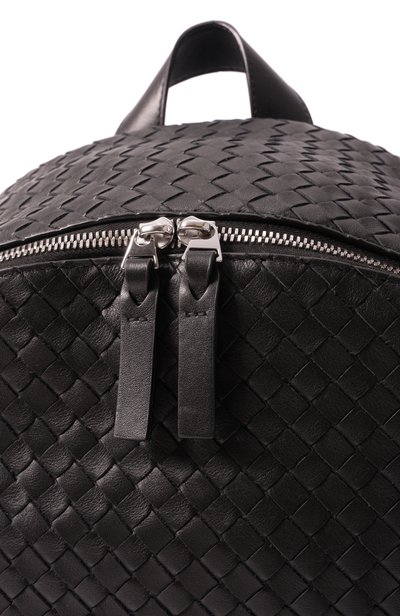 Рюкзак intrecciato 1975 BOTTEGA VENETA черного цвета по цене 582000 руб., арт. 876359/V4RT3_001, фото 5 Рюкзак intrecciato 1975 BOTTEGA VENETA, арт. 876359/V4RT3_001, фото 5