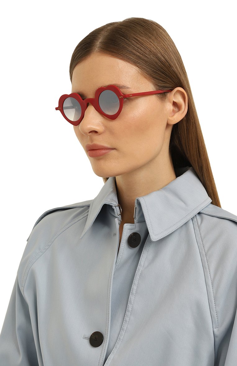 Женские солнцезащитные очки EYEPETIZER красног�о цвета, арт. DICIASSETT W-27F | Фото 2 (Тип очков: С/з; Нос: Не проставлено; Материал: Пластик; Региональные ограничения белый список (Axapta Mercury): Не проставлено; Оптика Гендер: оптика-женское; Очки форма: Креативные)