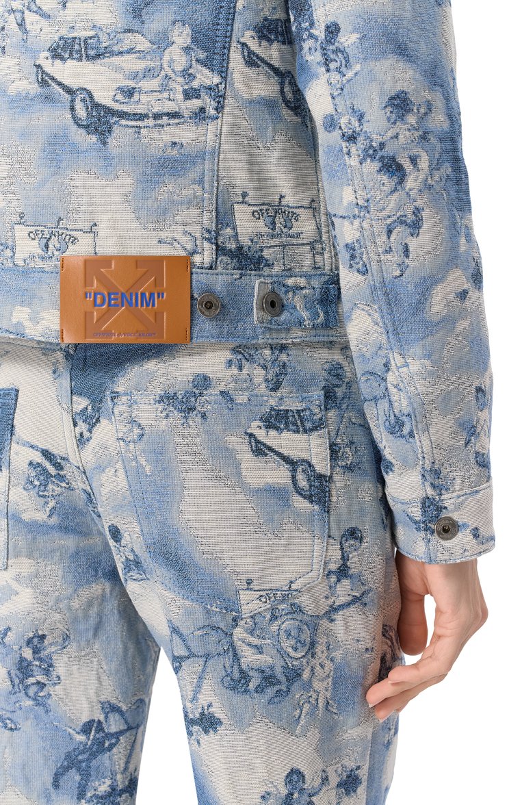 Женская джинсовая куртка OFF-WHITE голубого цвета, арт. 0WYE012S25FAB001 | Фото 5 (Материал внешний: Синтетический материал, Хлопок, Деним; Рукава: Длинные; Материал подклада: Синтетический материал; Автоматизация ТО: Проставлено; Длина (верхняя одежда): Короткие; Автоматизация состава: Проставлено; Стили: Кэжуэл; Кросс-КТ: Деним, Куртка, Легкие)