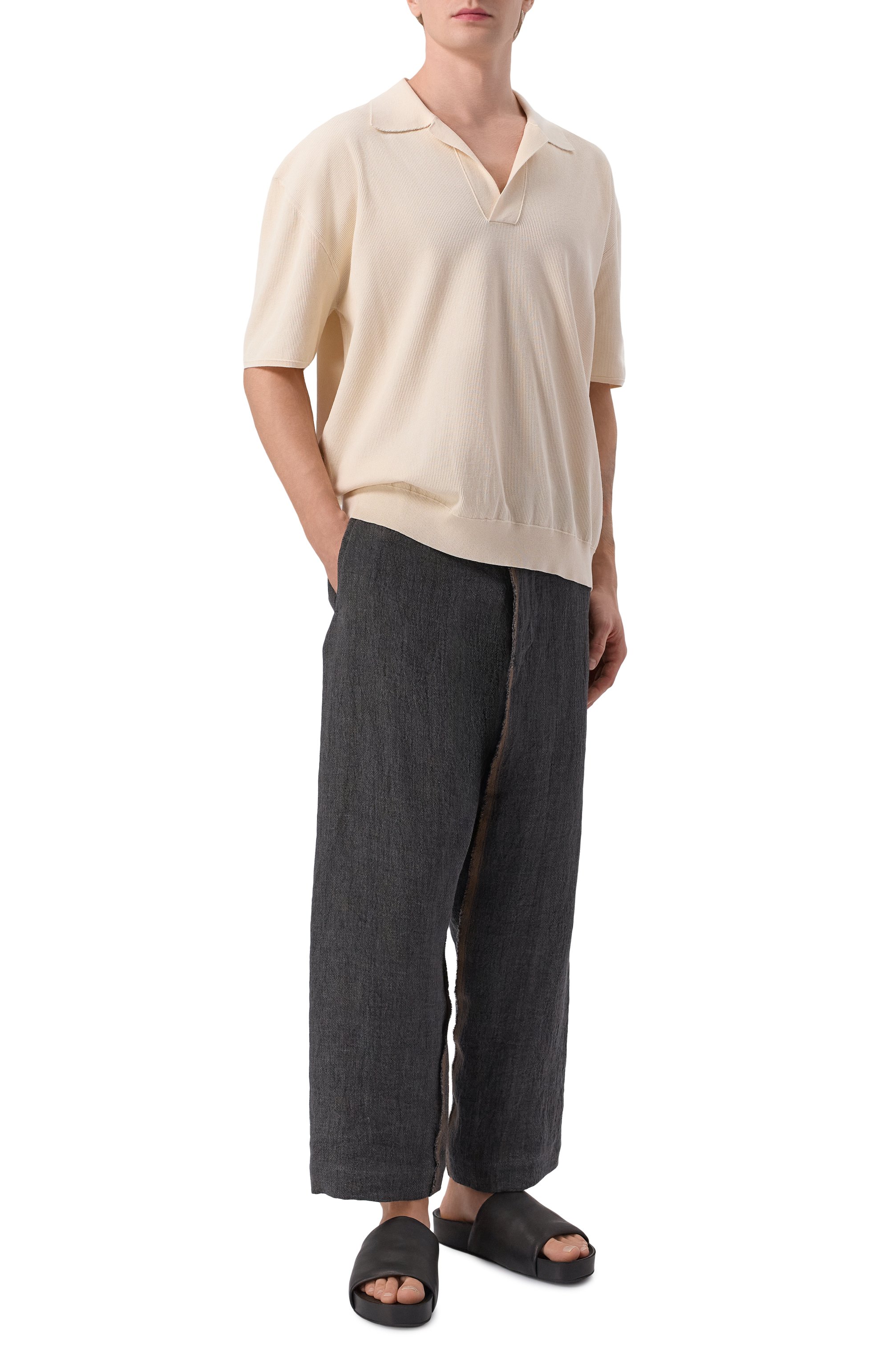 Кожаные шлепанцы UMA WANG черного цвета по цене 83000 руб., арт. US9574, фото 2 Кожаные шлепанцы UMA WANG, арт. US9574, фото 2