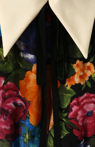 Шелковое приталенное платье-миди с цветочным принтом GUCCI, арт. 485291/ZJQ32, фото 5