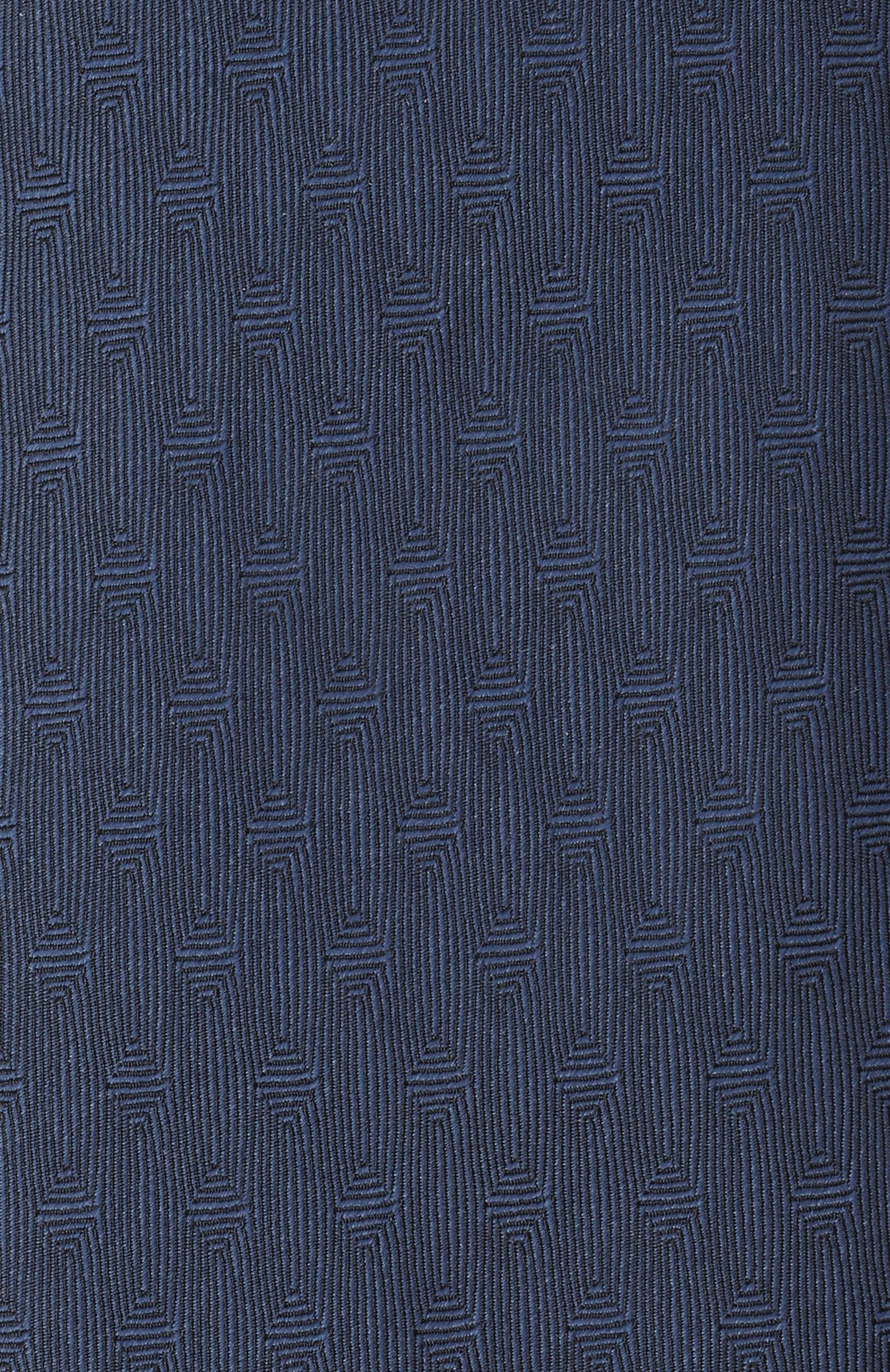 Шелковый галстук ZILLI синего цвета по цене 38600 руб., арт. CRAV02M0600VMSE00, фото 4 Шелковый галстук ZILLI, арт. CRAV02M0600VMSE00, фото 4