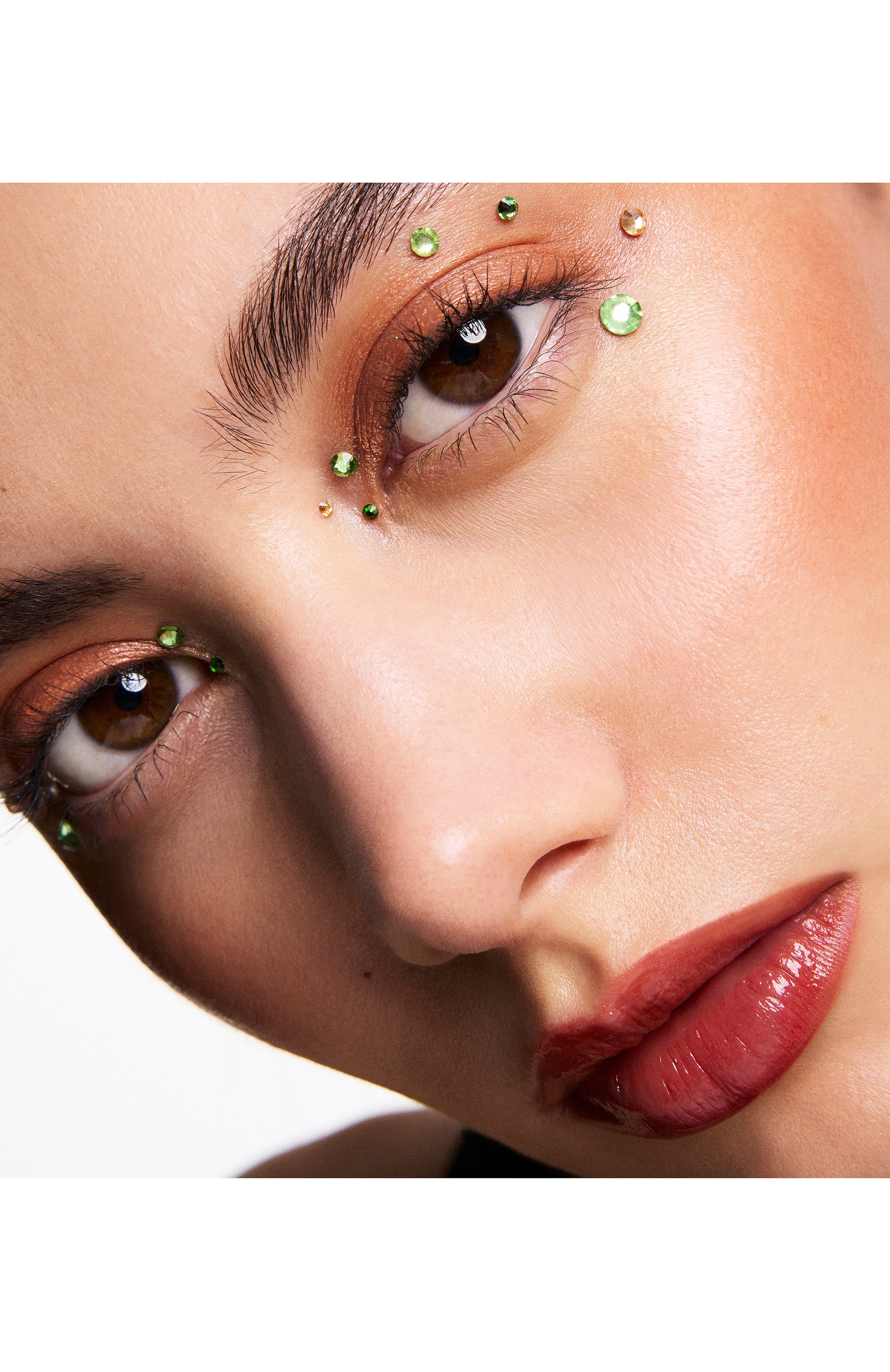 Универсальный микрохайлайтер it’s lit!, оттенок 02 galactic glimmer (3,5g) DOLCE & GABBANA цвета по цене 4290 руб., арт. 8056669924531, фото 4 Универсальный микрохайлайтер it’s lit!, оттенок 02 galactic glimmer (3,5g) DOLCE & GABBANA, арт. 8056669924531, фото 4