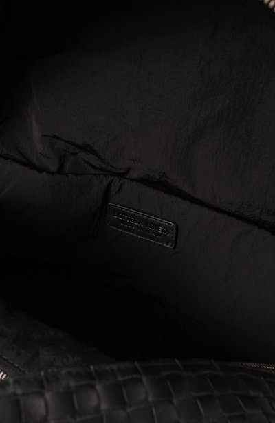 Рюкзак intrecciato 1975 BOTTEGA VENETA черного цвета по цене 582000 руб., арт. 876359/V4RT3_001, фото 4 Рюкзак intrecciato 1975 BOTTEGA VENETA, арт. 876359/V4RT3_001, фото 4