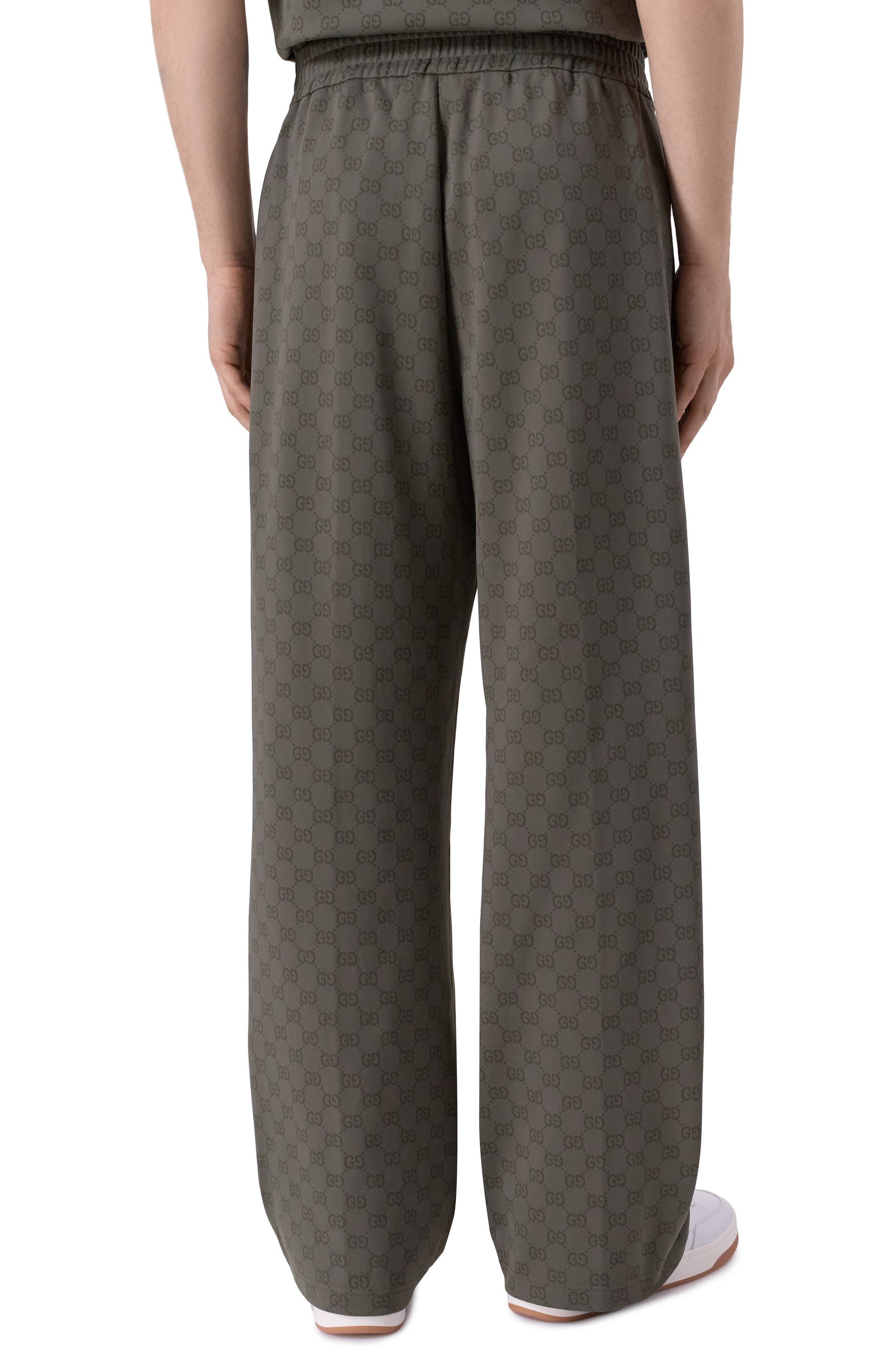 Брюки GUCCI хаки цвета по цене 192000 руб., арт. 814182/XJHFV, фото 4 Брюки GUCCI, арт. 814182/XJHFV, фото 4