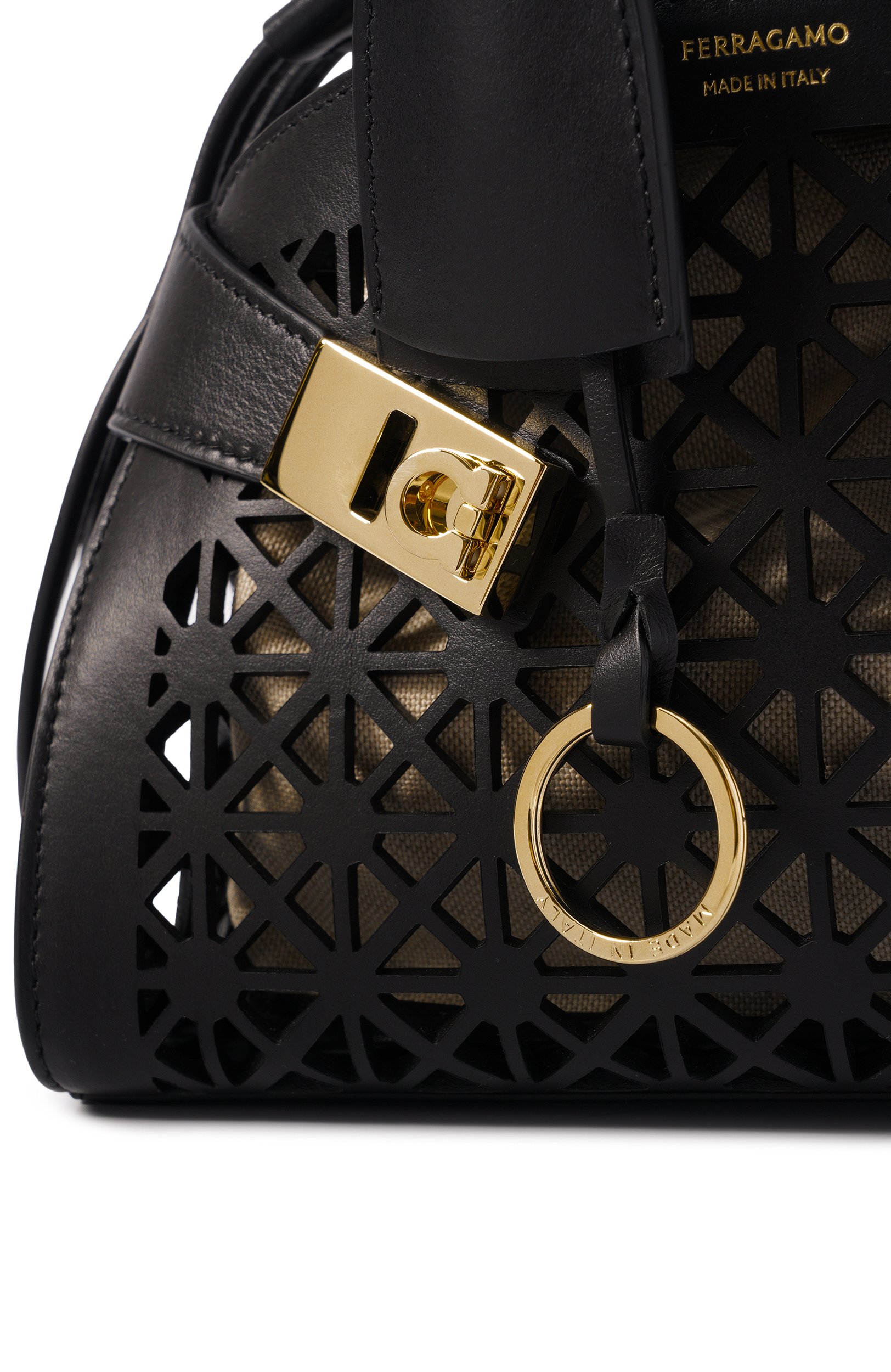 Сумка hug mini FERRAGAMO черного цвета по цене 261000 руб., арт. 21A696/793431, фото 6 Сумка hug mini FERRAGAMO, арт. 21A696/793431, фото 6
