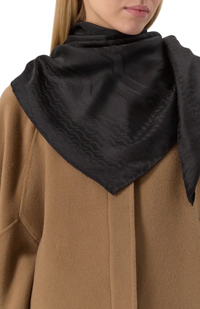 Шелковый платок GIORGIO ARMANI черного цвета по цене 86200 руб., арт. GW000832/AF14822, фото 2 Шелковый платок GIORGIO ARMANI, арт. GW000832/AF14822, фото 2