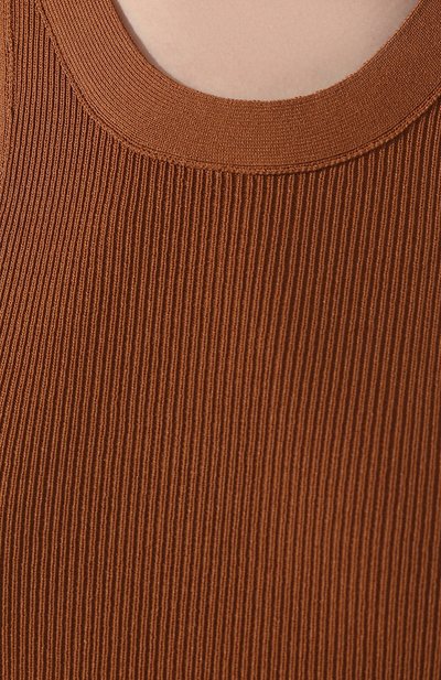 Платье из вискозы TOTEME коричневого цвета по цене 28950 руб., арт. ESPERA TANK DRESS 202-621-755, фото 5 Платье из вискозы TOTEME, арт. ESPERA TANK DRESS 202-621-755, фото 5