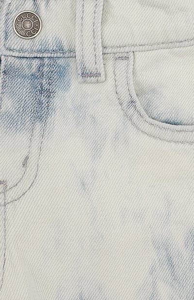 Джинсы с декоративными потертостями и контрастным принтом GUCCI синего цвета по цене 25650 руб., арт. 499896/XD718, фото 3 Джинсы с декоративными потертостями и контрастным принтом GUCCI, арт. 499896/XD718, фото 3