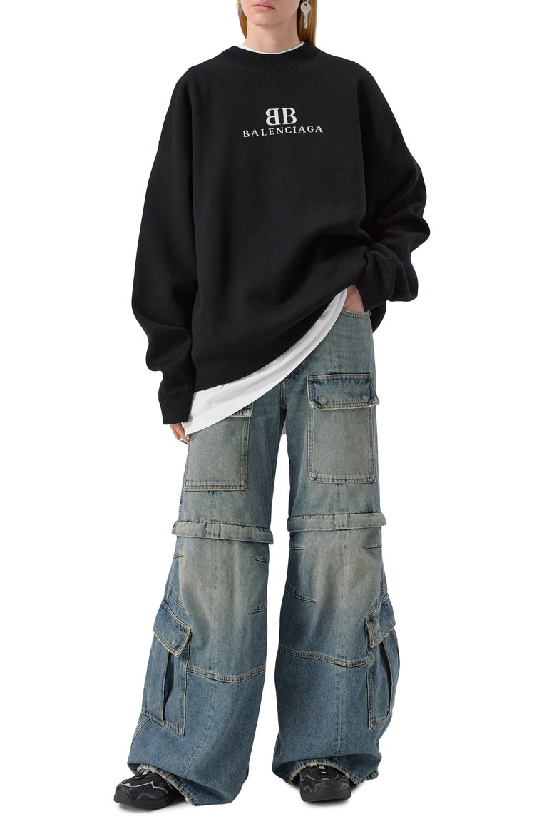 Женский шерстяной свитер BALENCIAGA черного цвета, арт. 818420/T1725 | Фото 2 (Рукава: Длинные; Длина (для топов): Стандартные; Материал внешний: Шерсть; Стили: Гранж; Женское Кросс-КТ: Свитер-одежда)