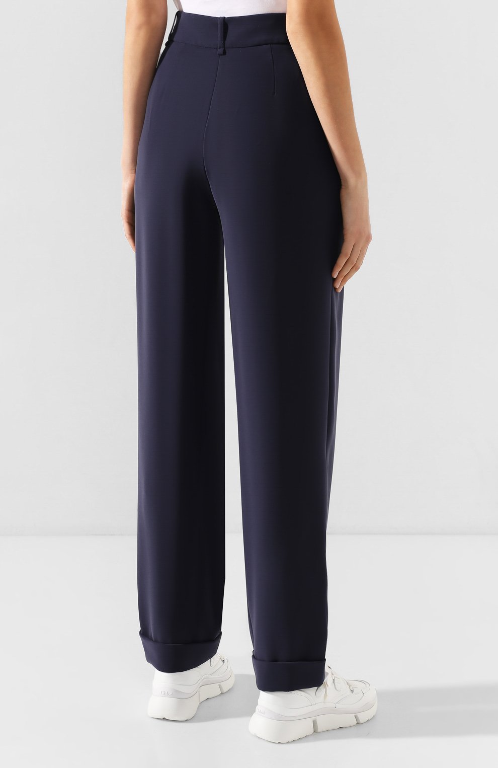 Брюки EMPORIO ARMANI темно-синего цвета по цене 48850 руб., арт. 3H2P62/2NWAZ, фото 4 Брюки EMPORIO ARMANI, арт. 3H2P62/2NWAZ, фото 4