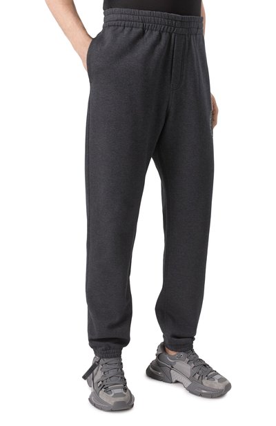 Хлопковые джоггеры DOLCE & GABBANA темно-серого цвета по цене 87550 руб., арт. GP0M3T/G703W, фото 3 Хлопковые джоггеры DOLCE & GABBANA, арт. GP0M3T/G703W, фото 3
