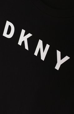 Детское хлопковое платье DKNY черного цвета, арт. D32696/09B SS19 | Фото 3 (Рукава: Короткие; Материал внешний: Хлопок; Принт: С принтом; Статус проверки: Проверена категория; Девочки Кросс-КТ: Платье-одежда; Материал сплава: Проставлено; Драгоценные камни: Проставлено)