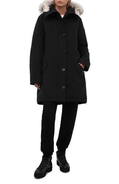 Пуховая парка CANADA GOOSE черного цвета по цене 139000 руб., арт. 2580L, фото 2 Пуховая парка CANADA GOOSE, арт. 2580L, фото 2