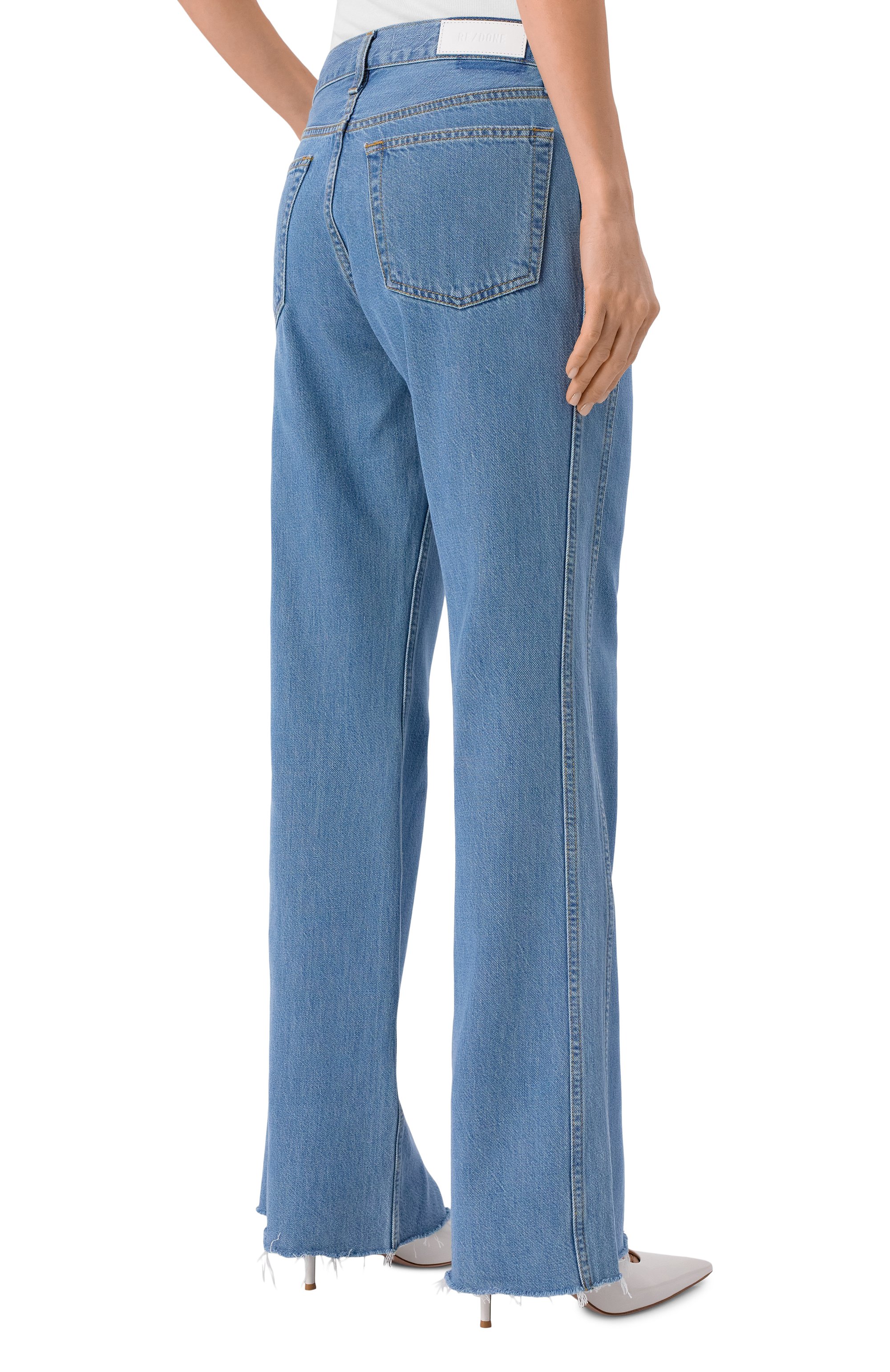 Джинсы RE/DONE голубого цвета по цене 49450 руб., арт. 168-03WCALIJN, фото 4 Джинсы RE/DONE, арт. 168-03WCALIJN, фото 4