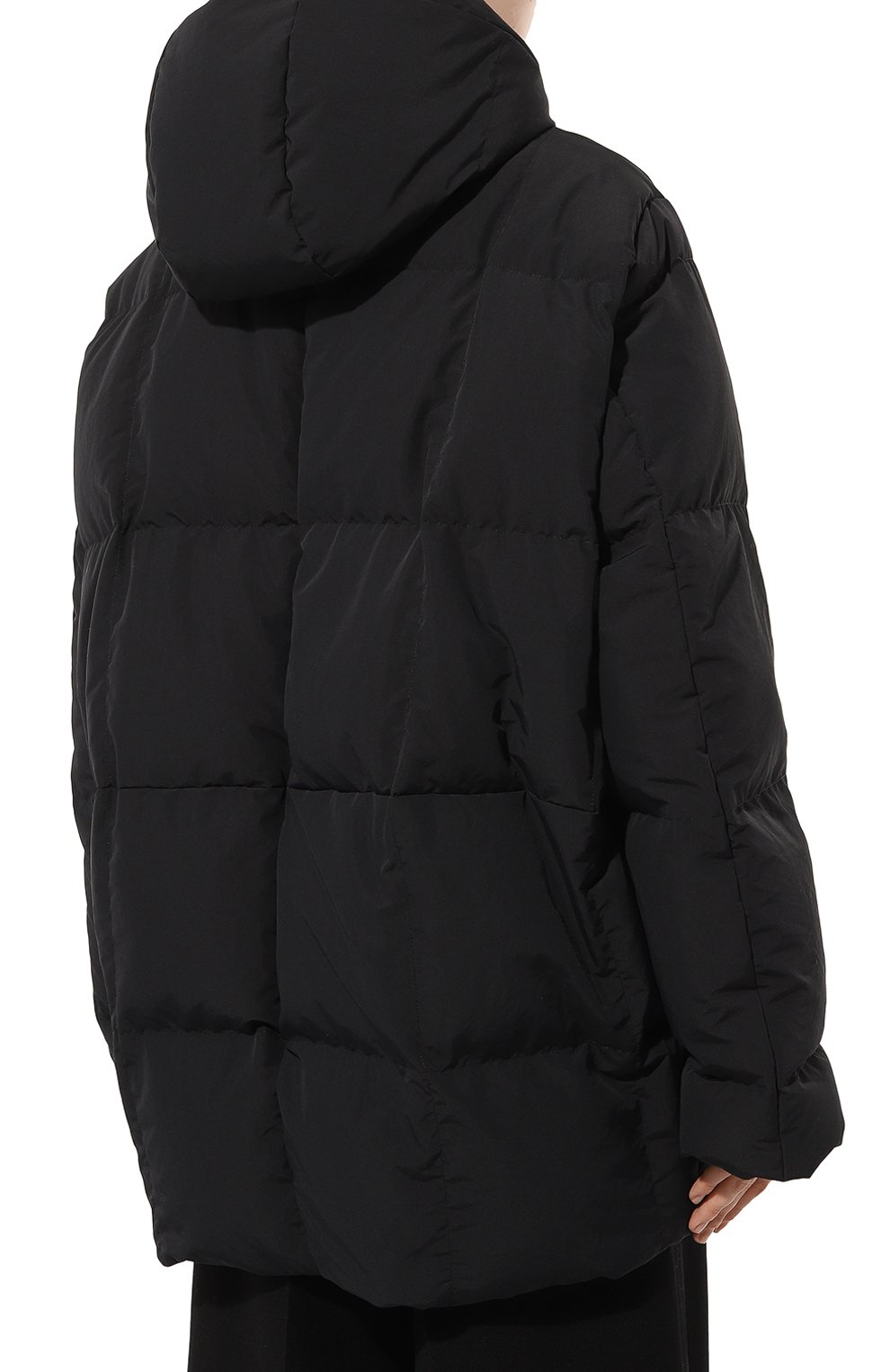 Пуховик JIL SANDER черного цвета по цене 212500 руб., арт. J40AF0014-J74276, фото 4 Пуховик JIL SANDER, арт. J40AF0014-J74276, фото 4
