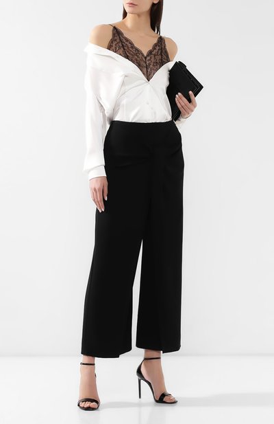 Брюки со стрелками ROLAND MOURET черного цвета по цене 72250 руб., арт. SS19/S0636/F2241, фото 2 Брюки со стрелками ROLAND MOURET, арт. SS19/S0636/F2241, фото 2