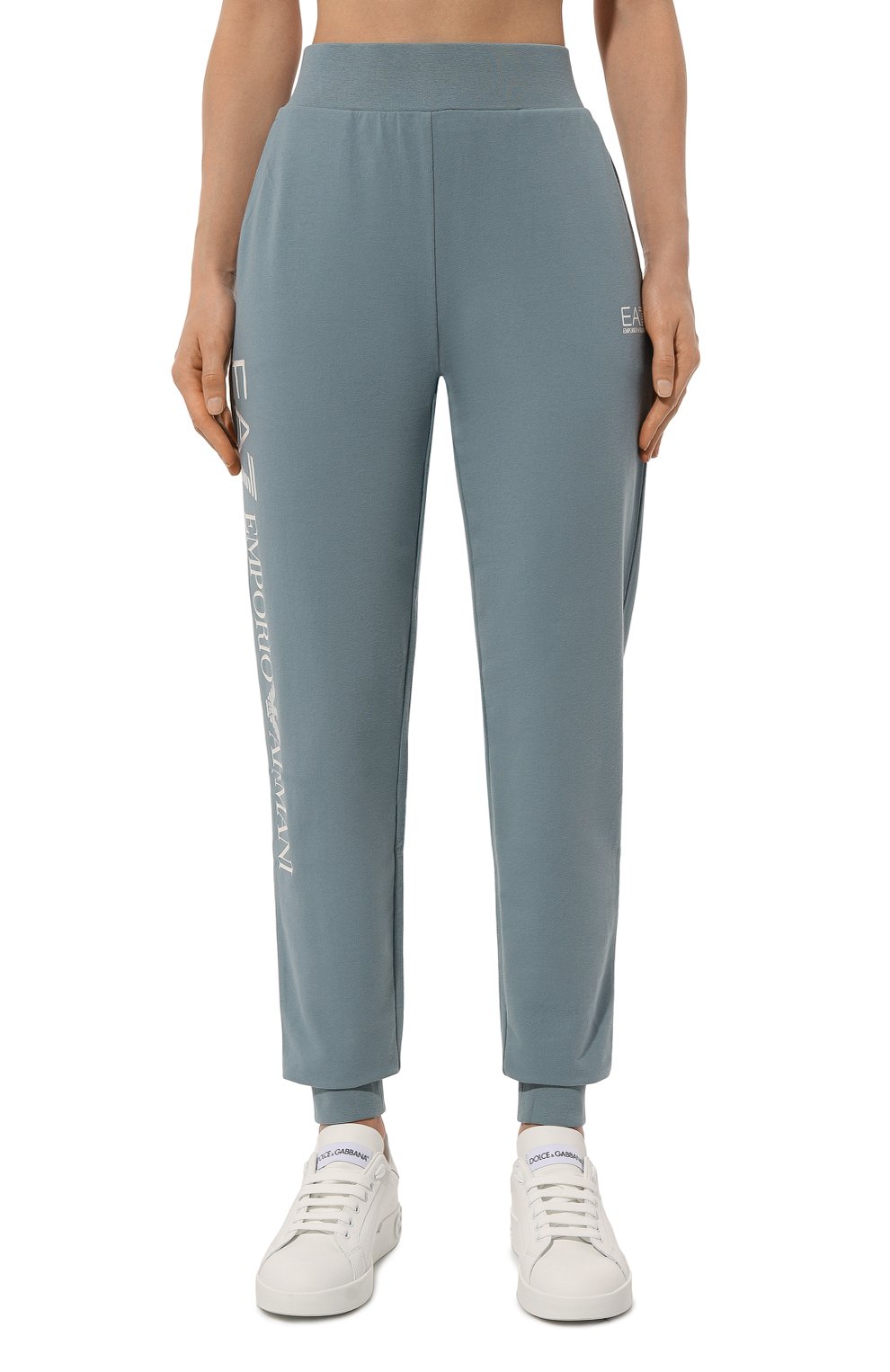 Хлопковые джоггеры EA7 голубого цвета по цене 10400 руб., арт. 8NTP85/TJTXZ, фото 3 Хлопковые джоггеры EA7, арт. 8NTP85/TJTXZ, фото 3