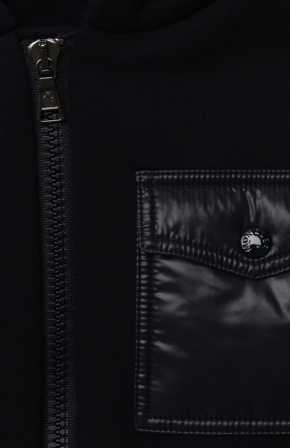 Комплект из толстовки и брюк MONCLER темно-синего цвета по цене 42250 руб., арт. G2-954-8M761-20-809B3/8-10A, фото 4 Комплект из толстовки и брюк MONCLER, арт. G2-954-8M761-20-809B3/8-10A, фото 4